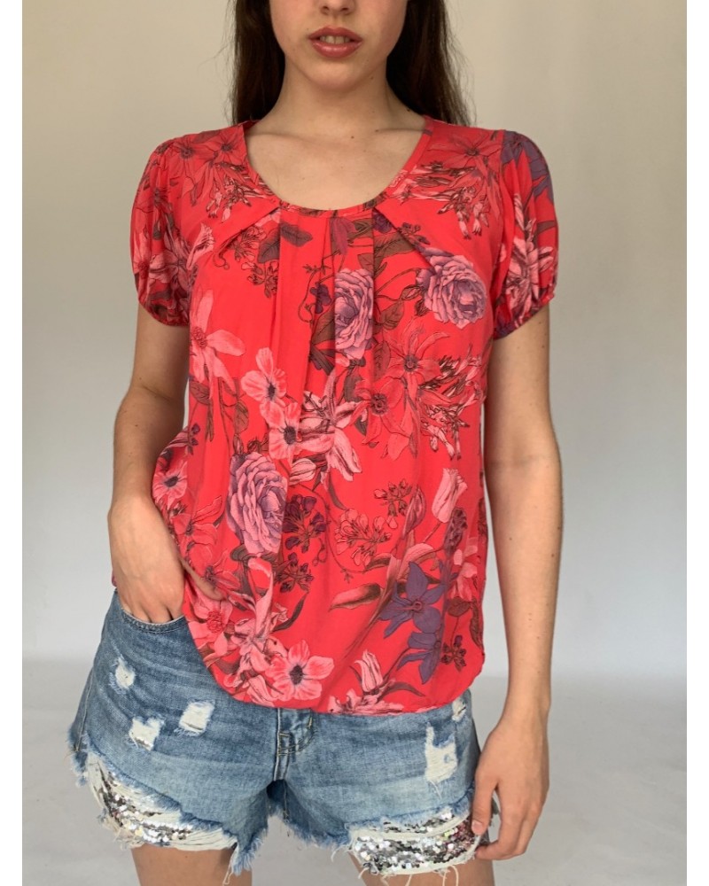 Red Lilly Easy Top