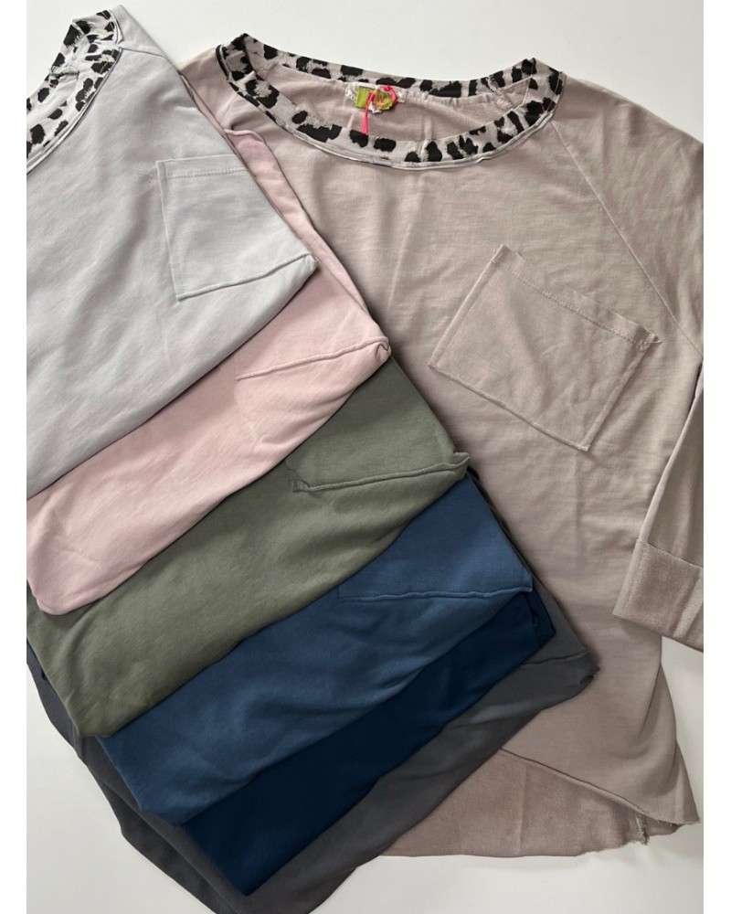 Abstract Trim Sweat Colours